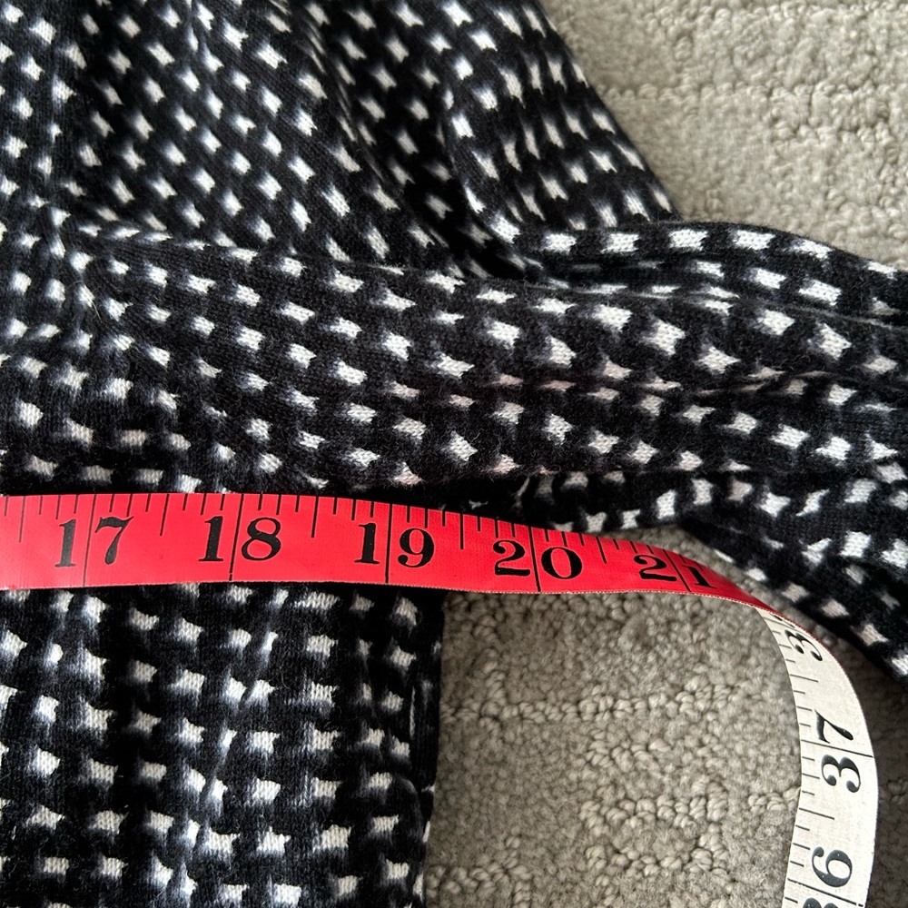 NWT Croft & Barrow Black White Women's Cardigan Sweater Button Down Geometric L - Picture 7 of 15
